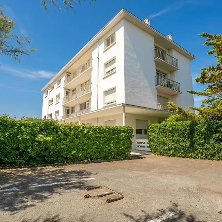 Appartement Studio Ur Gaina-2 By Interhome